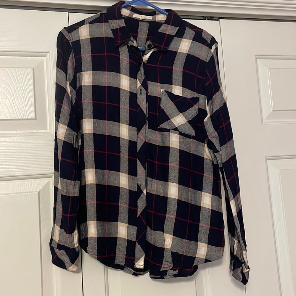 Le lis navy and pink plaid flannel